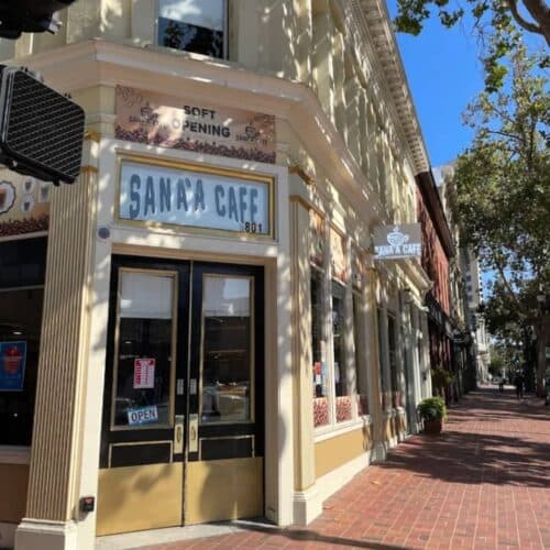 Oakland Broadway cafe